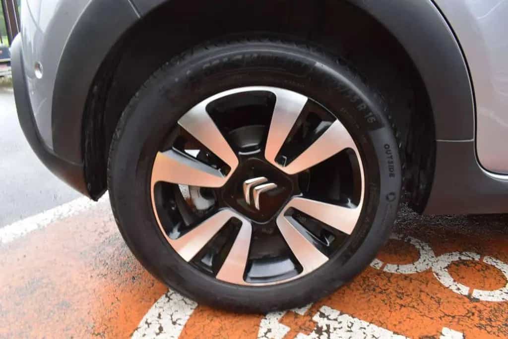 Citroën C3 1.2i Shine EAT6 7.000KM!!! ***DESTOCKAGE/B2B* 07/2021-photo-3