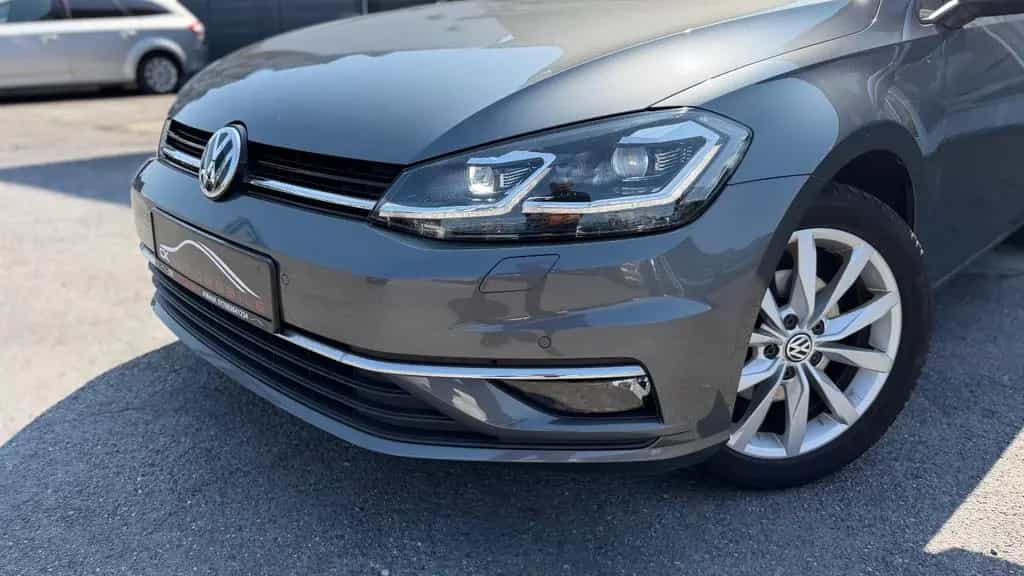 Volkswagen Golf VII Variant Highline Aut.*Navi*Xenon*Ahk* 11/2017-photo-17
