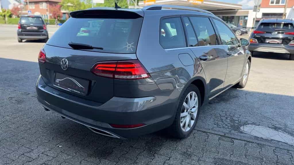 Volkswagen Golf VII Variant Highline Aut.*Navi*Xenon*Ahk* 11/2017-photo-3