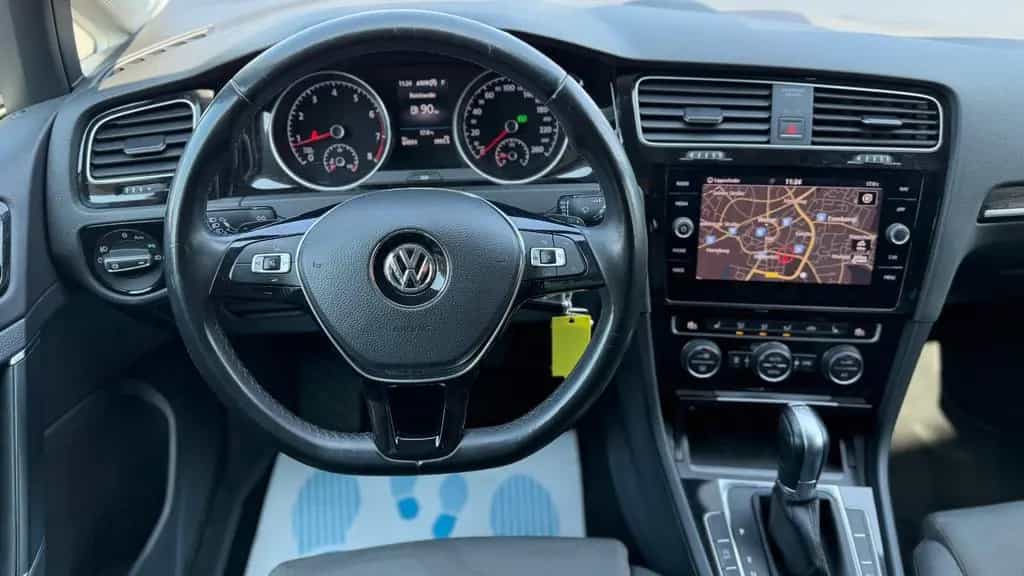 Volkswagen Golf VII Variant Highline Aut.*Navi*Xenon*Ahk* 11/2017-photo-6
