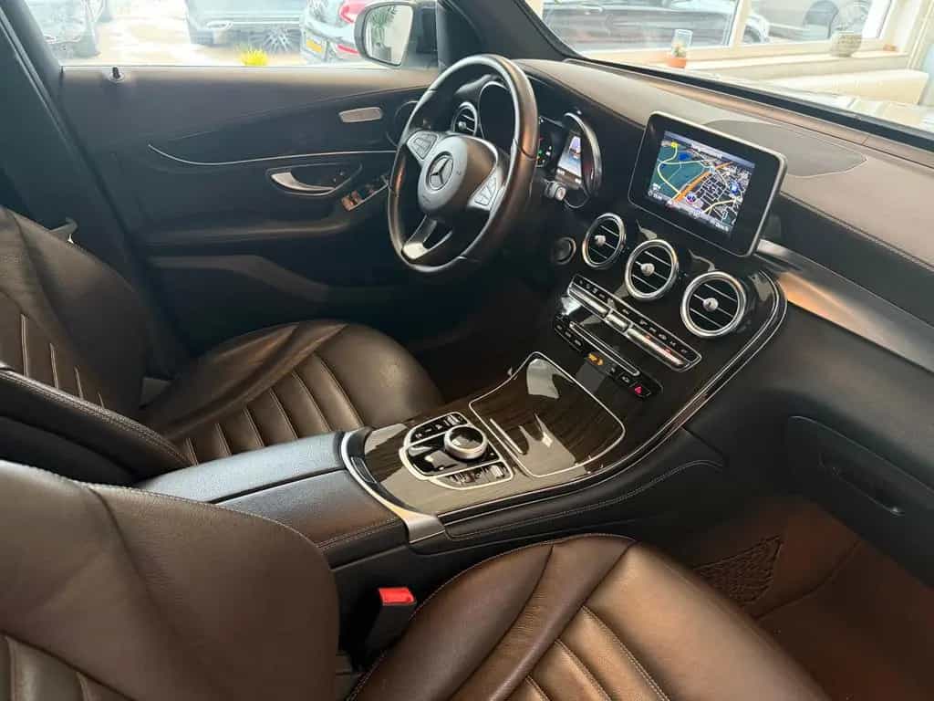 Mercedes-Benz GLC 43 AMG Coupe 4 Matic Night Paket Kamera LED 05/2017-photo-31