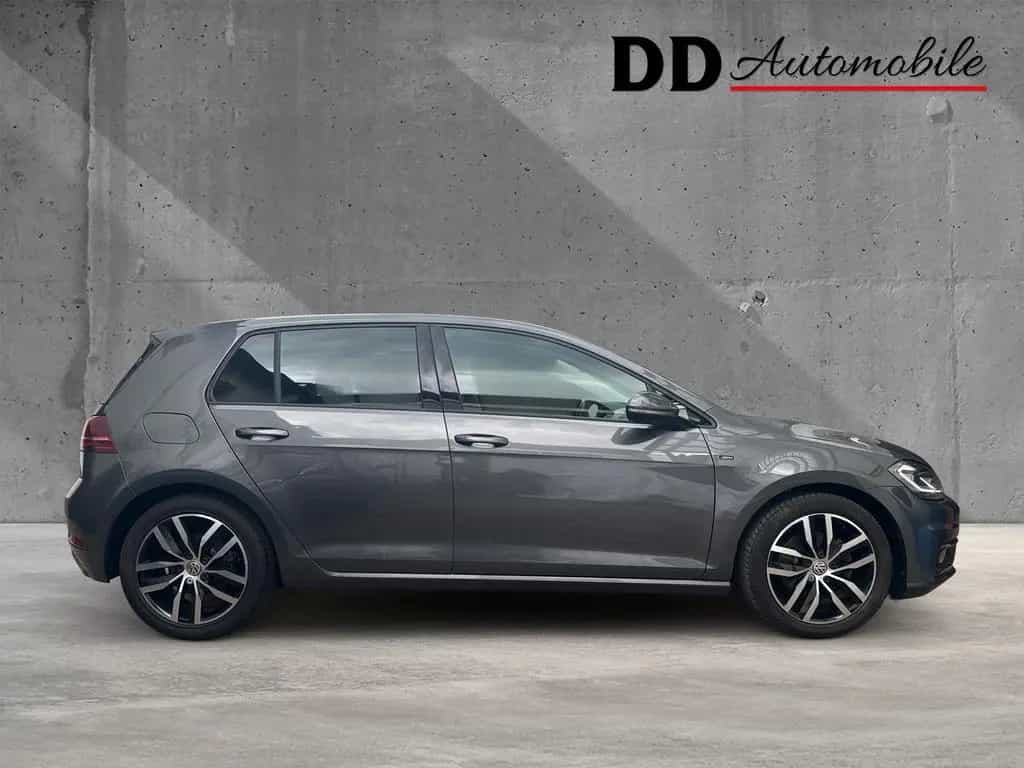 Volkswagen Golf VII Join*SHZ*LHZ*ACC*Kamera*Totwinkel*LED* 08/2018-photo-4