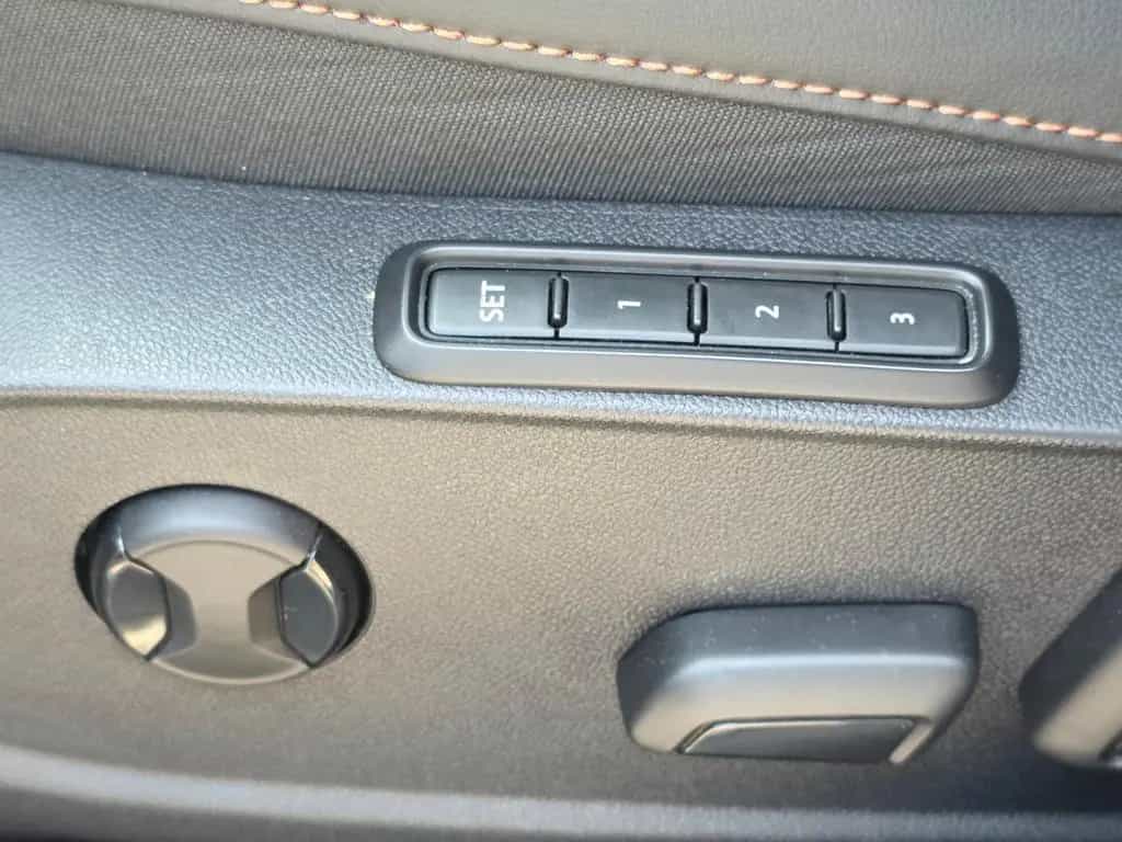 Cupra Formentor VZ 4Drive *AHK*Ambiente*FULL Leder 12/2021-photo-20