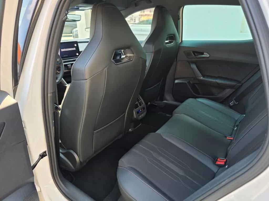 Cupra Formentor VZ 4Drive *AHK*Ambiente*FULL Leder 12/2021-photo-25