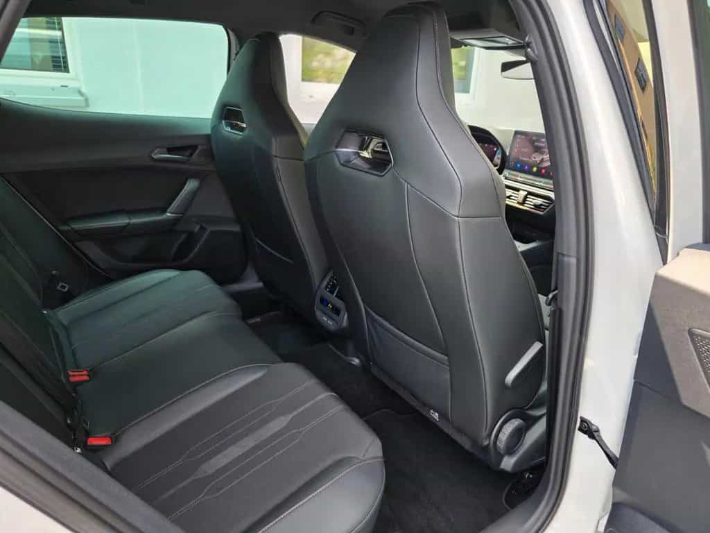 Cupra Formentor VZ 4Drive *AHK*Ambiente*FULL Leder 12/2021-photo-45