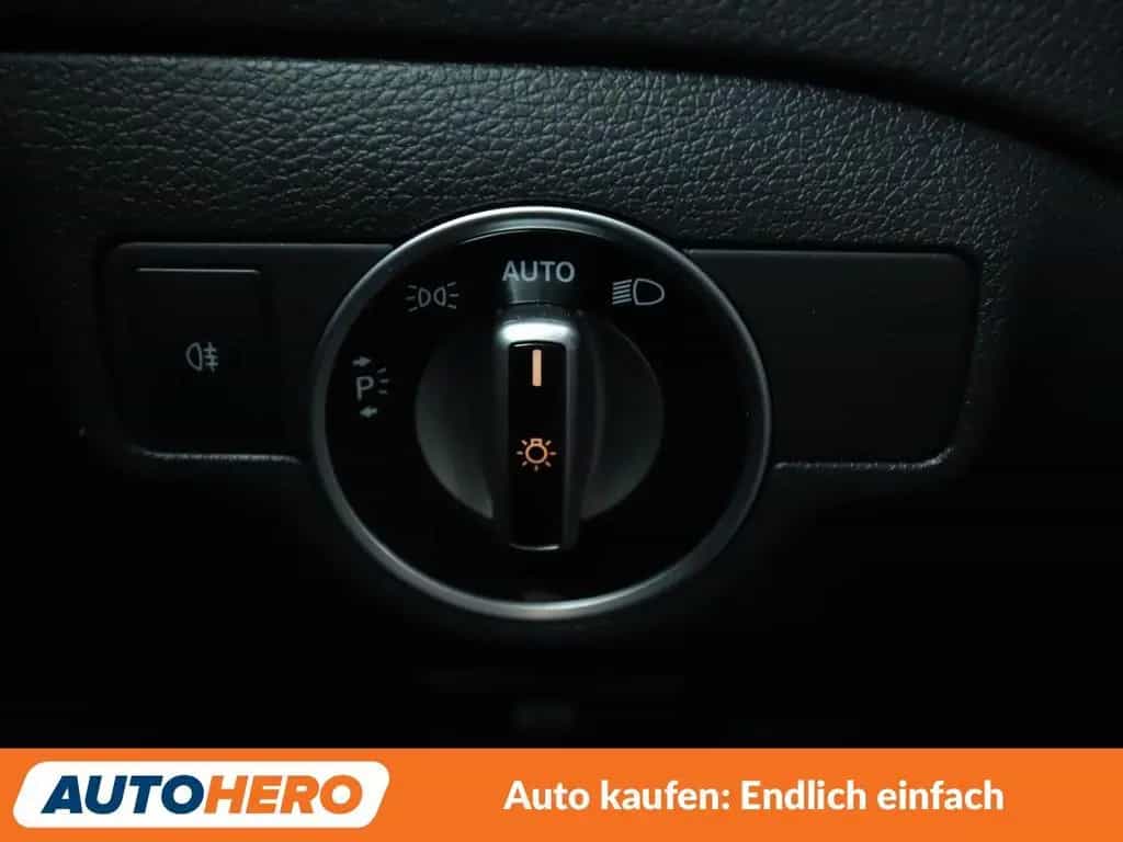 Mercedes-Benz CLA-Class 4Matic Aut.*NAVI*LED*PANO*CAM*PDC* 01/2019-photo-26