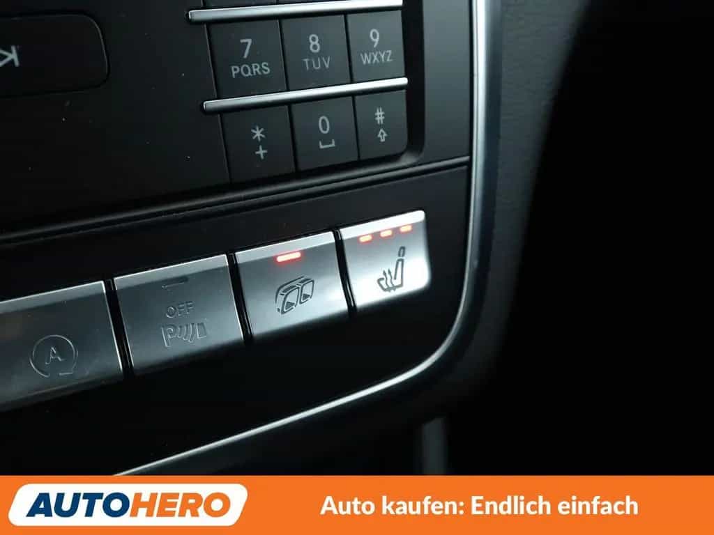 Mercedes-Benz CLA-Class 4Matic Aut.*NAVI*LED*PANO*CAM*PDC* 01/2019-photo-29