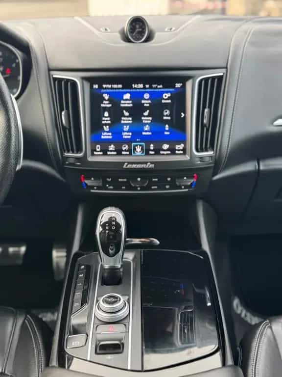 Maserati Levante 3.0 Diesel+Finanzierung+ 04/2018-photo-13