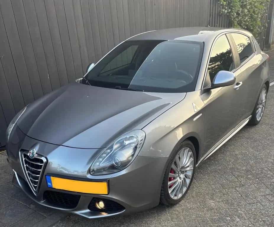 Alfa Romeo Giulietta 1.8 TBi 16V Quadrifoglio Verde Qua... 06/2012-photo-1