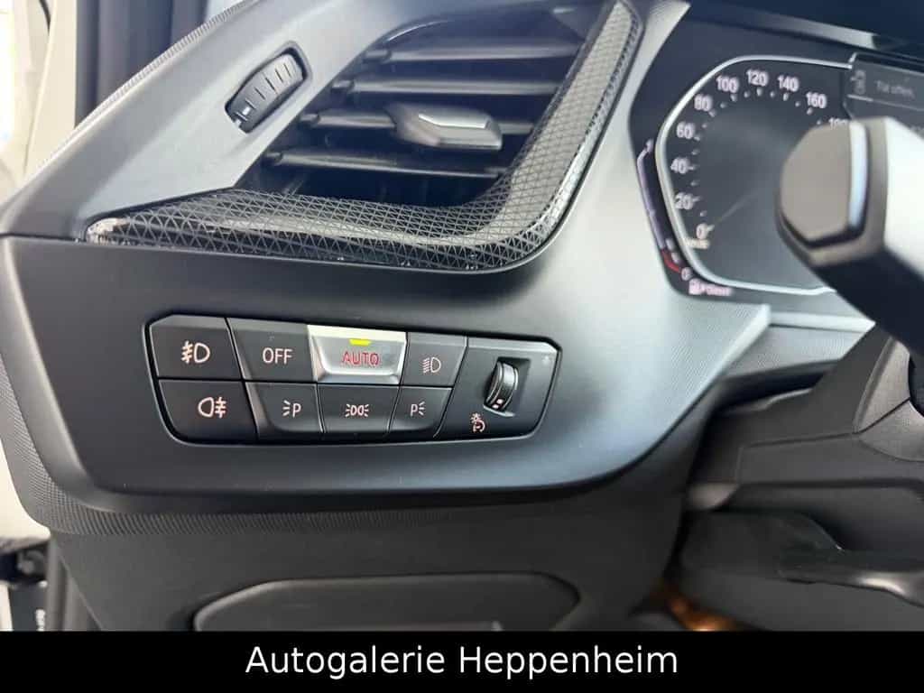 BMW 120 1 Limousine 120 d xDrive M Sport 11/2019-photo-18