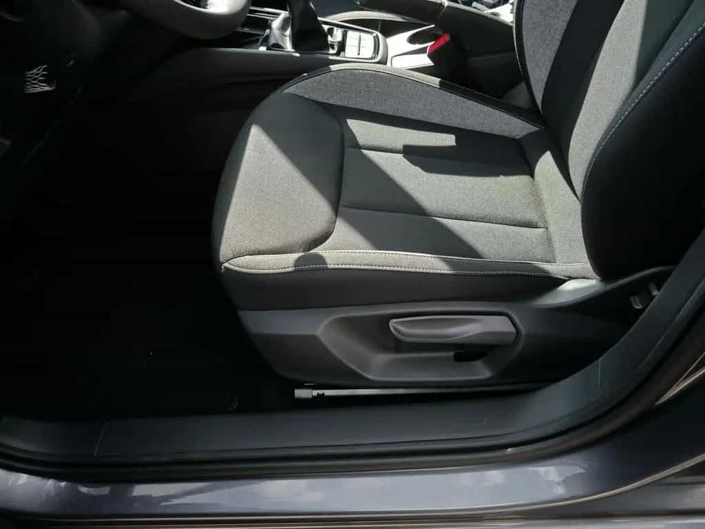 Skoda Kamiq Tour 1.0 TSI RFK|AHK|LED|ACC|SHZ|SmartLink 03/2026-photo-20
