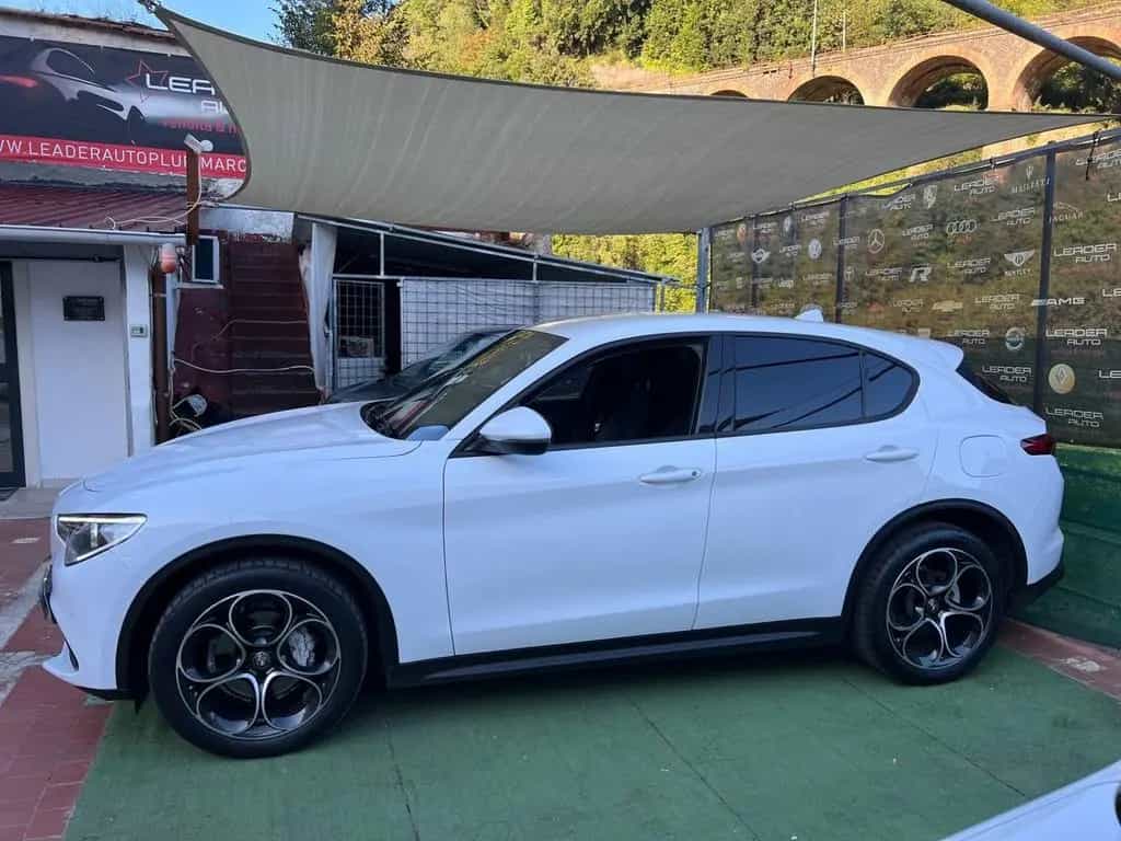 Alfa Romeo Stelvio 2.2 Turbodiesel 190 CV AT8 Q4 09/2022-photo-3