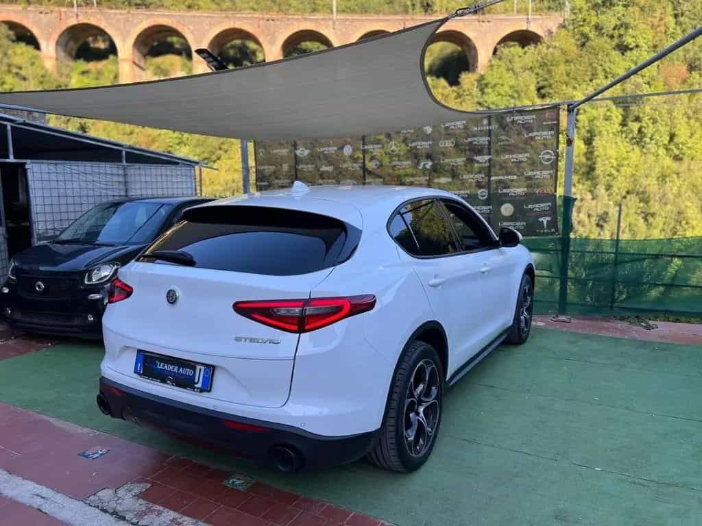 Alfa Romeo Stelvio 2.2 Turbodiesel 190 CV AT8 Q4 09/2022-photo-7