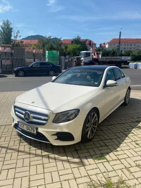 Mercedes-Benz E 250 T Autom. - 05/2019-photo-2