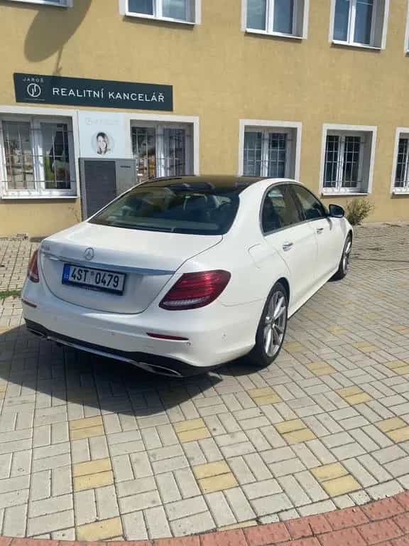 Mercedes-Benz E 250 T Autom. - 05/2019-photo-6