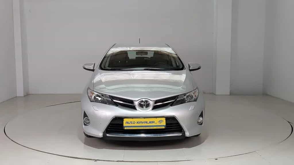Toyota Auris 1.6 Klimaautom. * Service neu * HU/AU 06/2013-photo-1