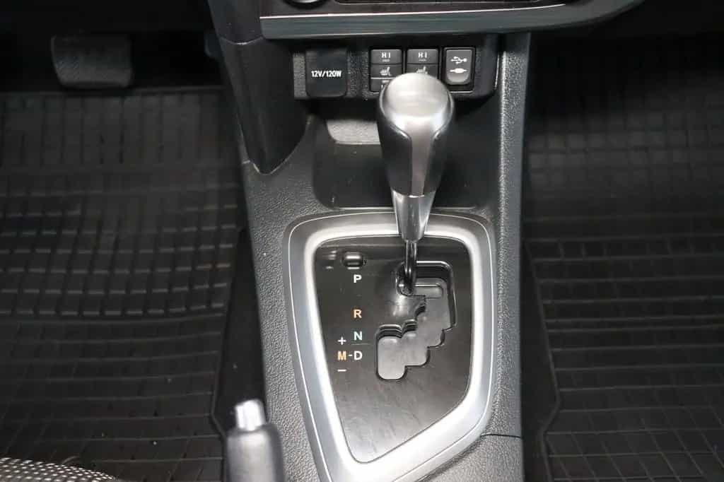 Toyota Auris 1.6 Klimaautom. * Service neu * HU/AU 06/2013-photo-10