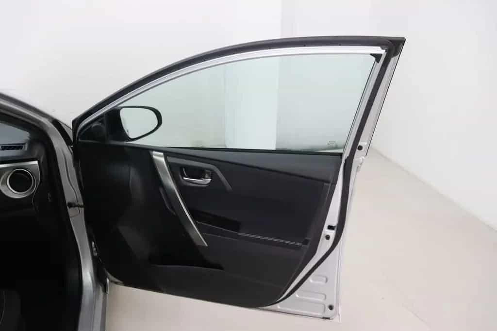 Toyota Auris 1.6 Klimaautom. * Service neu * HU/AU 06/2013-photo-20