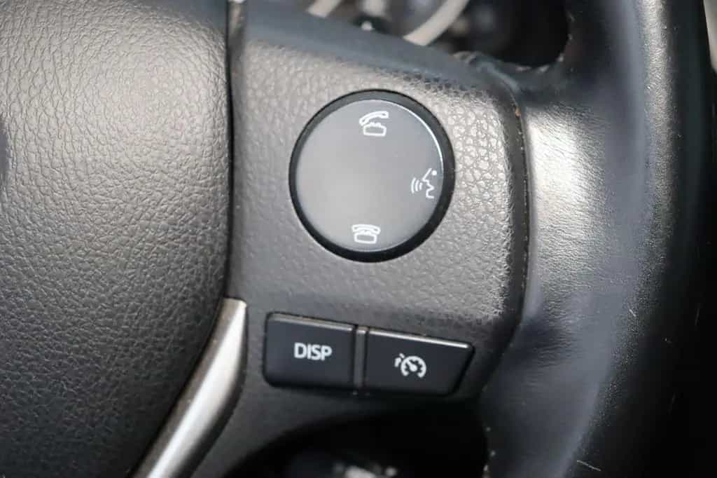 Toyota Auris 1.6 Klimaautom. * Service neu * HU/AU 06/2013-photo-23