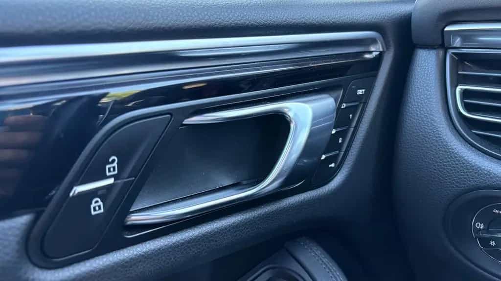 Porsche Macan S Bose Luft Federung Panorama Bose 01/2021-photo-23