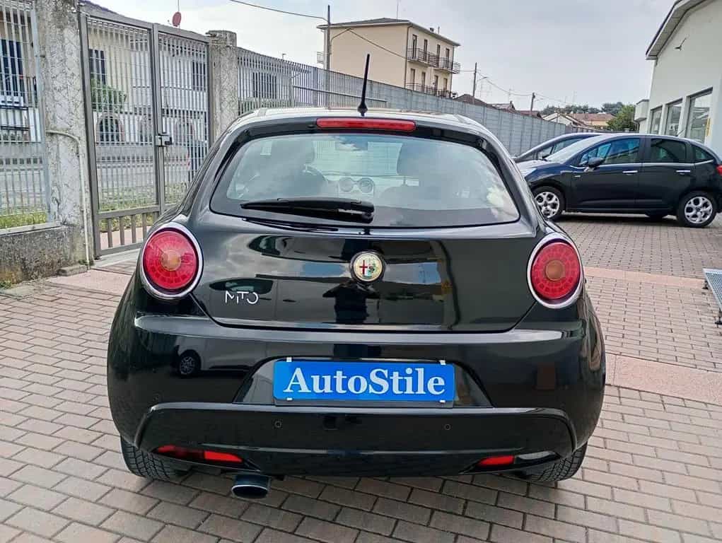 Alfa Romeo MiTo 1.4 105 CV M.Air Distinctive 09/2011-photo-5