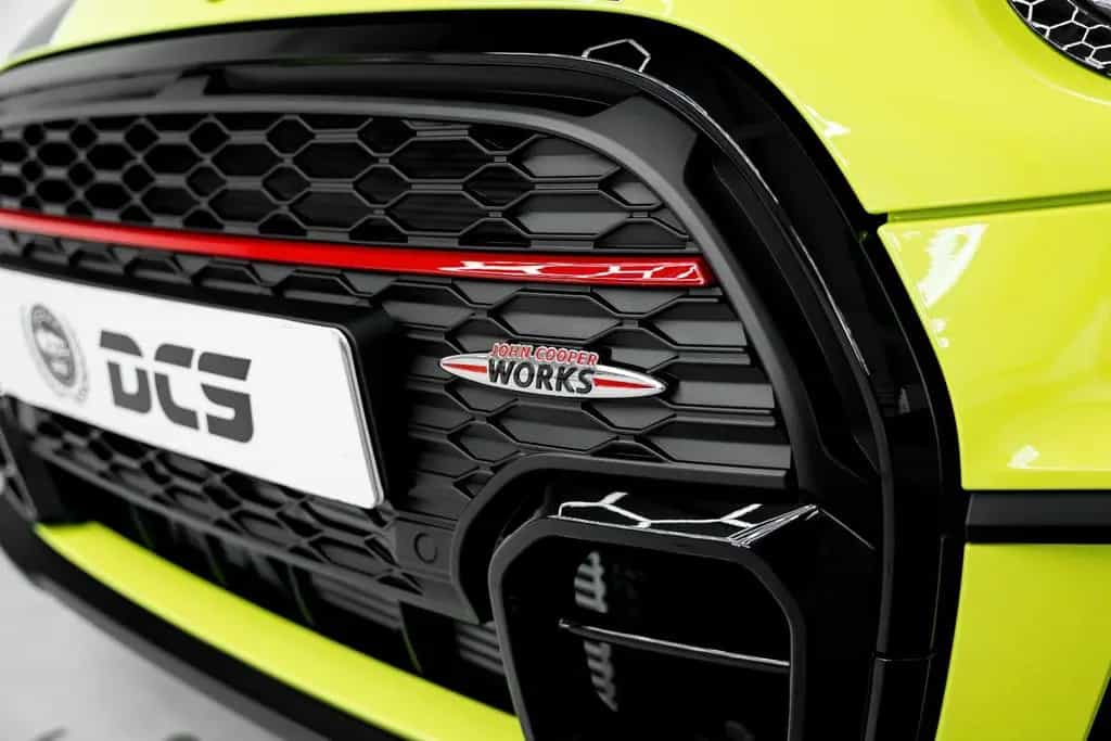 MINI John Cooper Works JOHN_COOPER_WORKS Cabrio Trim 03/2024-photo-11