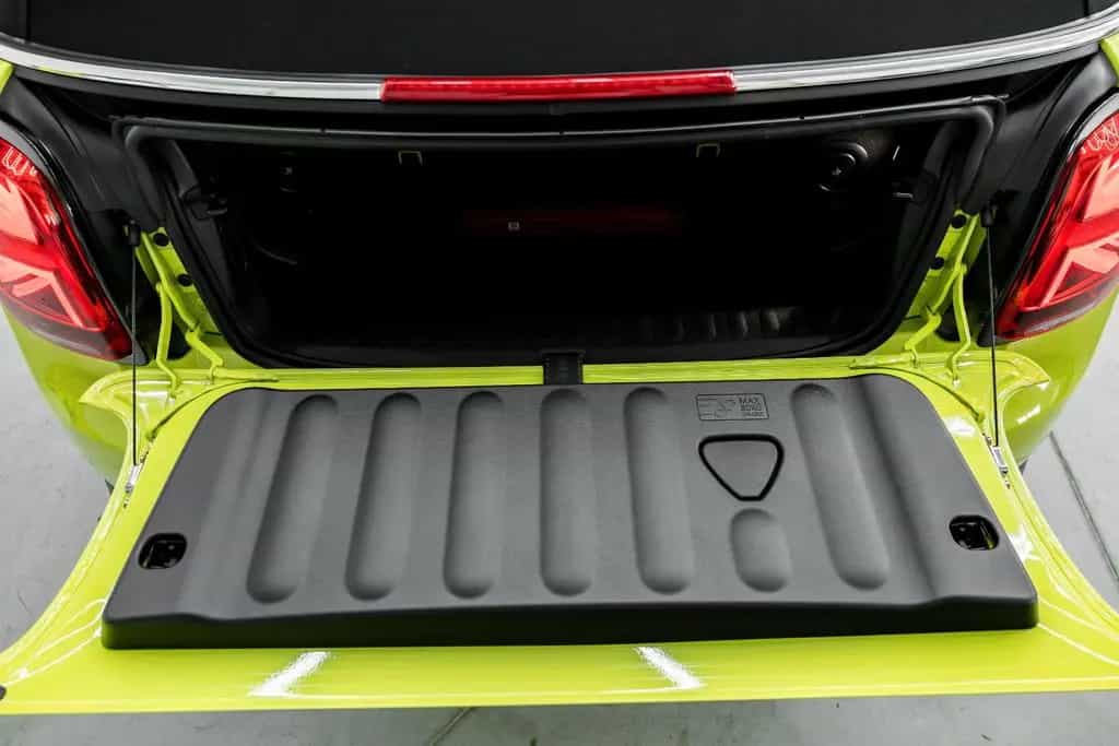 MINI John Cooper Works JOHN_COOPER_WORKS Cabrio Trim 03/2024-photo-19