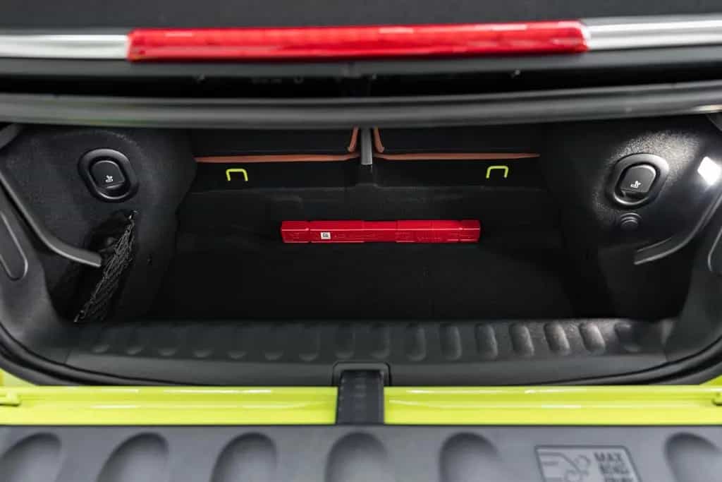 MINI John Cooper Works JOHN_COOPER_WORKS Cabrio Trim 03/2024-photo-20