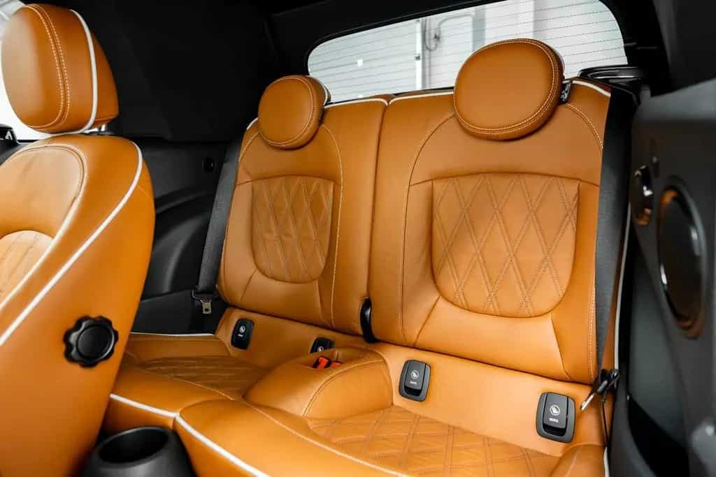 MINI John Cooper Works JOHN_COOPER_WORKS Cabrio Trim 03/2024-photo-36