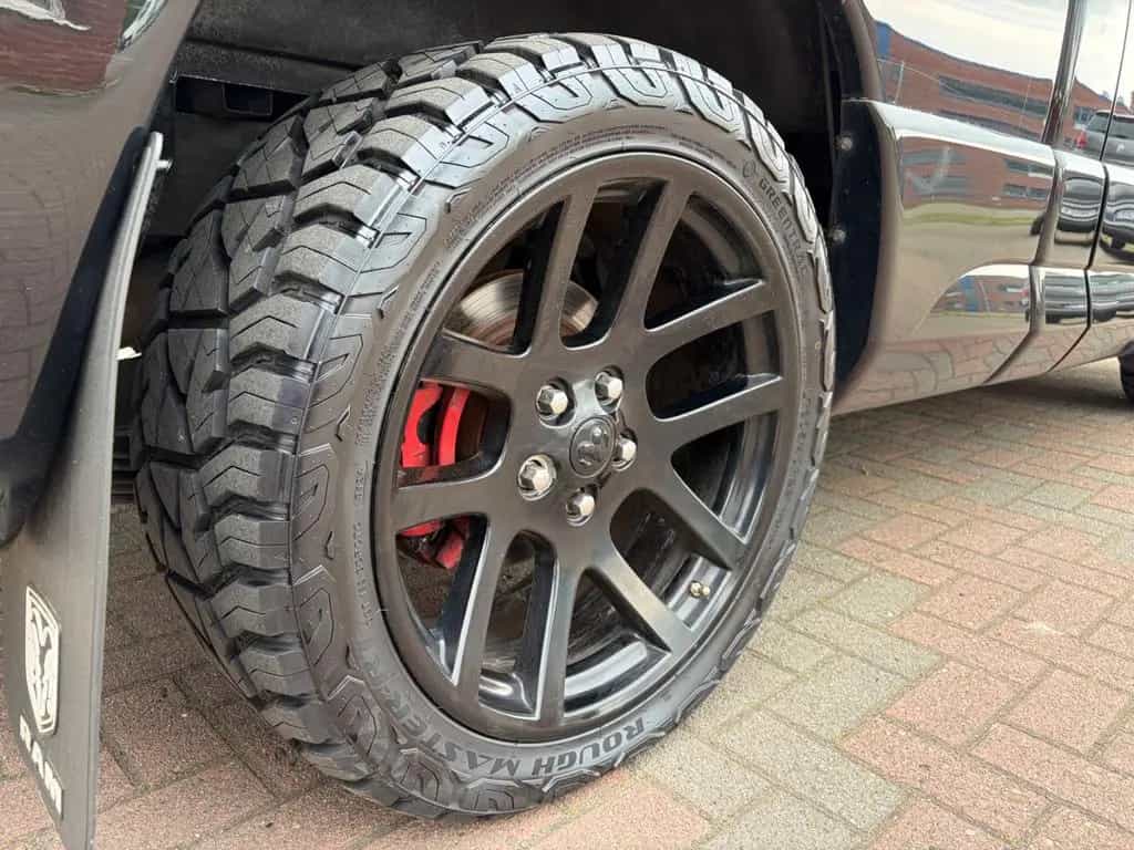 Dodge RAM 8.3 V10*Black Monster*Viper*handgerissen!LPG 01/2005-photo-11