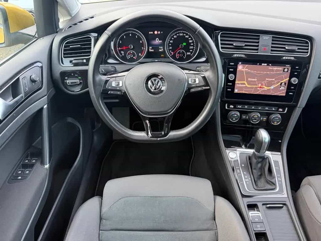 Volkswagen Golf VII Variant 1.5 TSI DSG/PANO/LED/ACC/NAVI 10/2018-photo-24