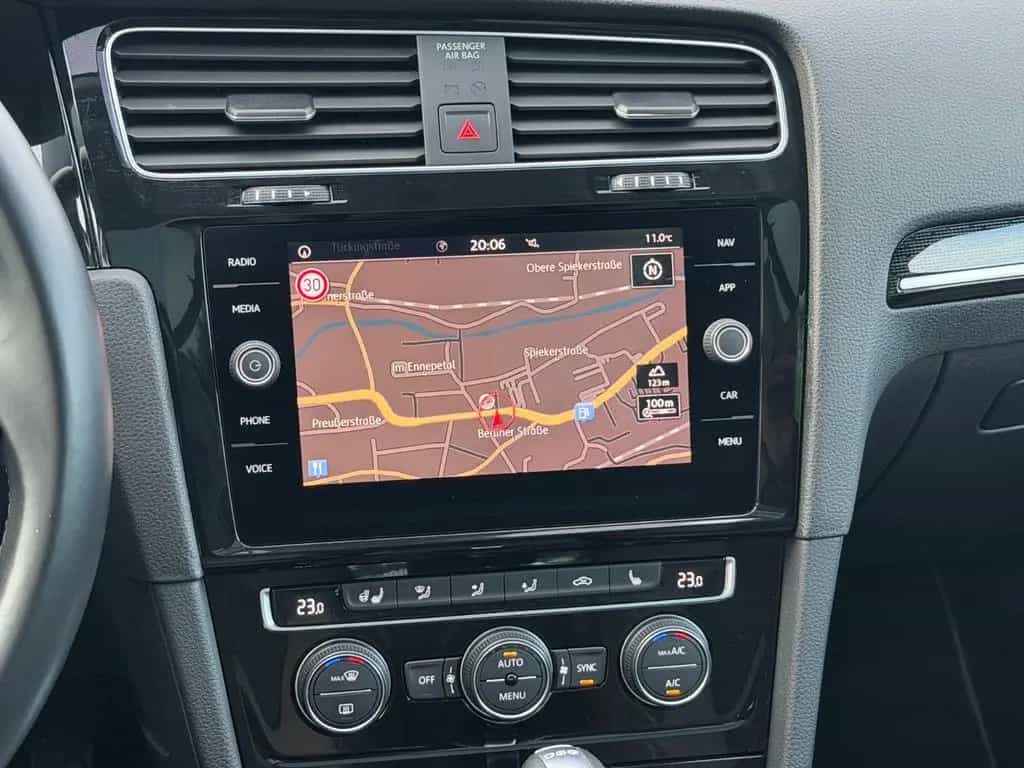 Volkswagen Golf VII Variant 1.5 TSI DSG/PANO/LED/ACC/NAVI 10/2018-photo-27