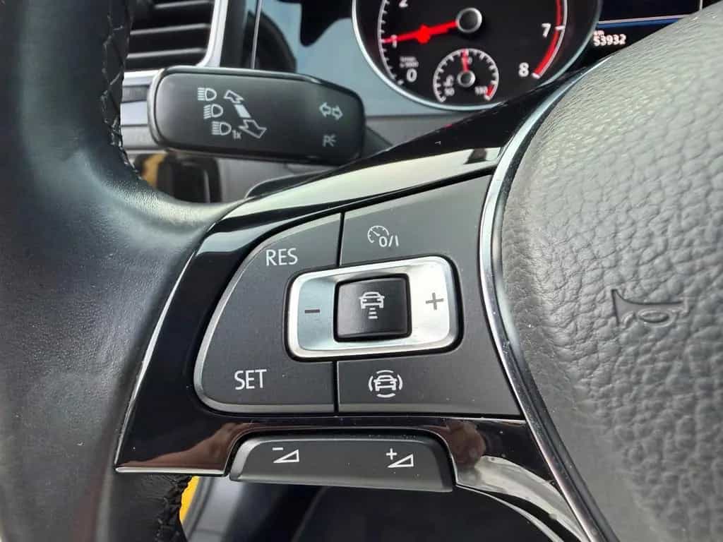 Volkswagen Golf VII Variant 1.5 TSI DSG/PANO/LED/ACC/NAVI 10/2018-photo-33