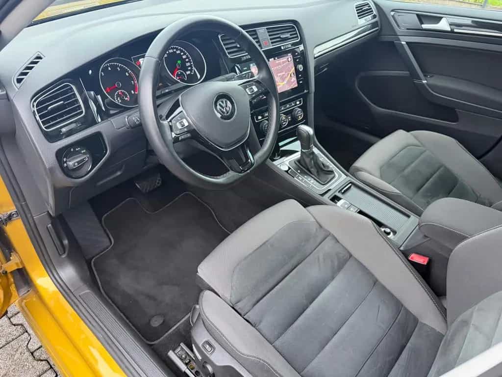 Volkswagen Golf VII Variant 1.5 TSI DSG/PANO/LED/ACC/NAVI 10/2018-photo-44