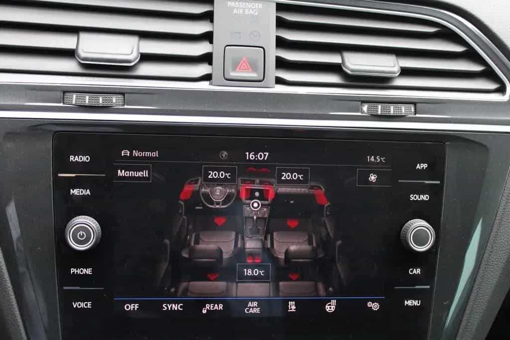Volkswagen Tiguan 2.0 TSI Comfortline BMT 4Motion 01/2021-photo-22