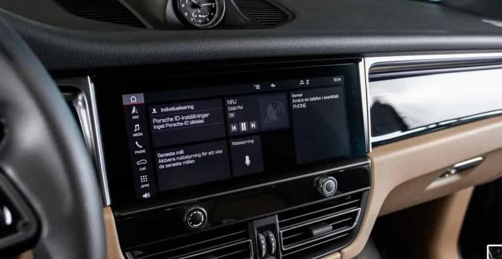 Porsche Macan S 03/2023-photo-17