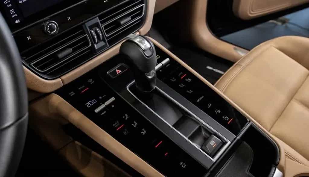 Porsche Macan S 03/2023-photo-18