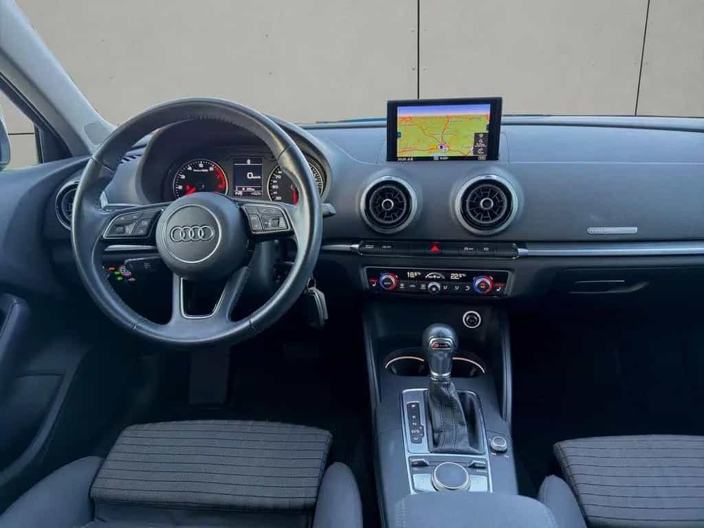 Audi A3 Sportback 1.5TFSI sport S-Tronic Navi LED PDC 02/2019-photo-19