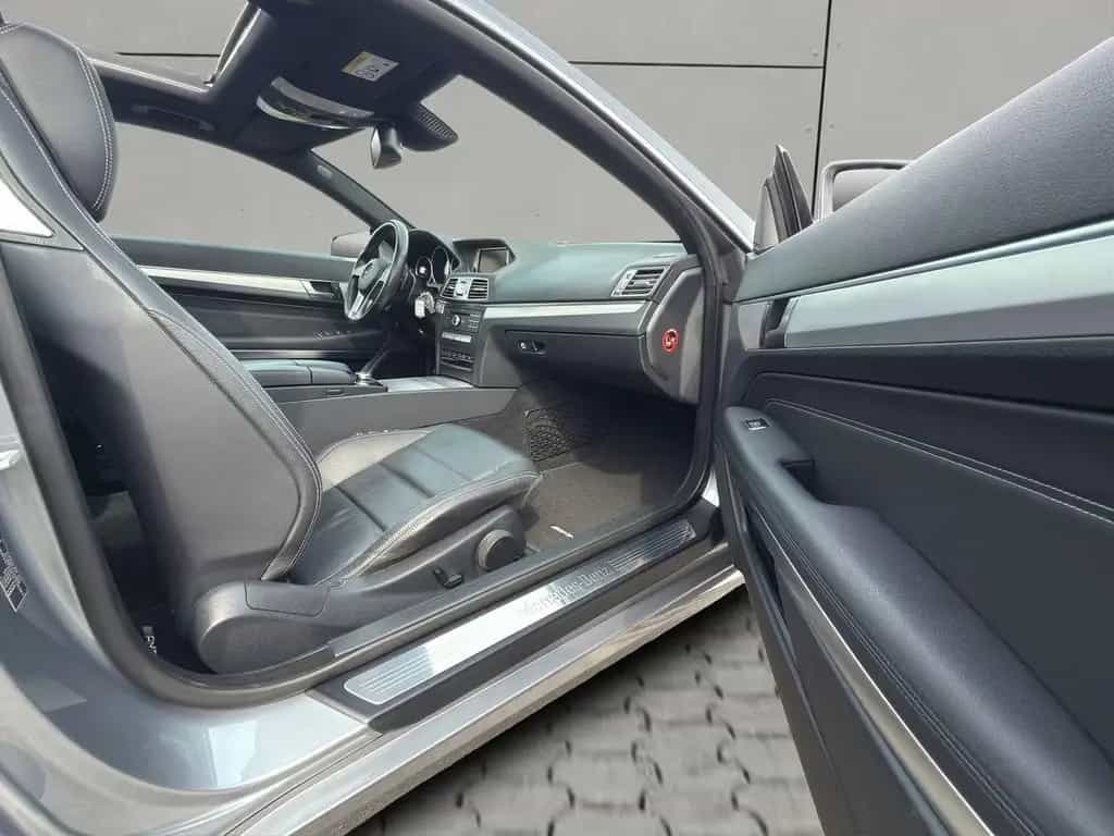 Mercedes-Benz E 200 7-G AMG Sport-Paket PANO Ha&Ka KAMERA ILS 01/2016-photo-11