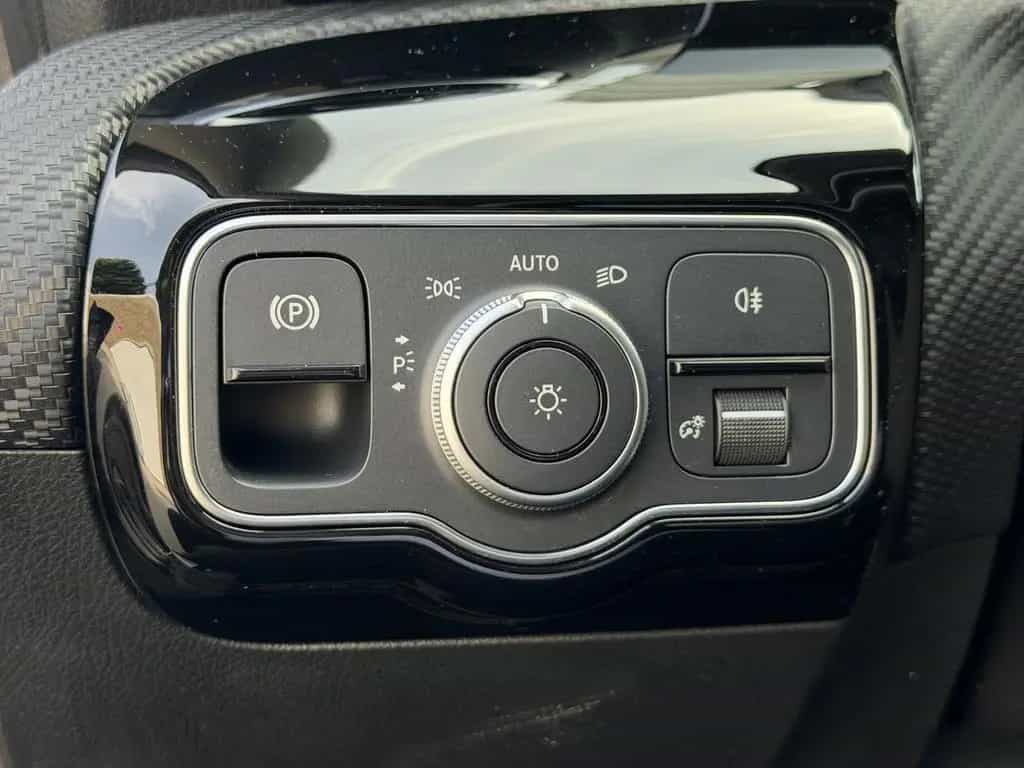 Mercedes-Benz A 200 d 8G-DCT Style / Spurhalteassistent / LED 11/2022-photo-11