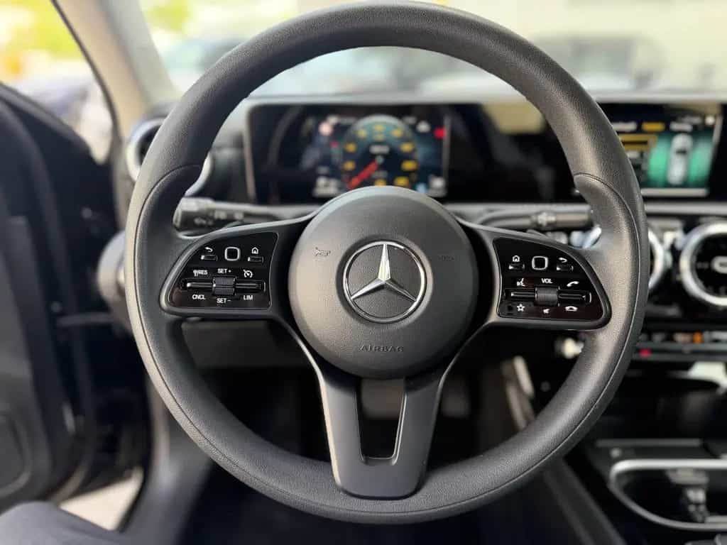 Mercedes-Benz A 200 d 8G-DCT Style / Spurhalteassistent / LED 11/2022-photo-6