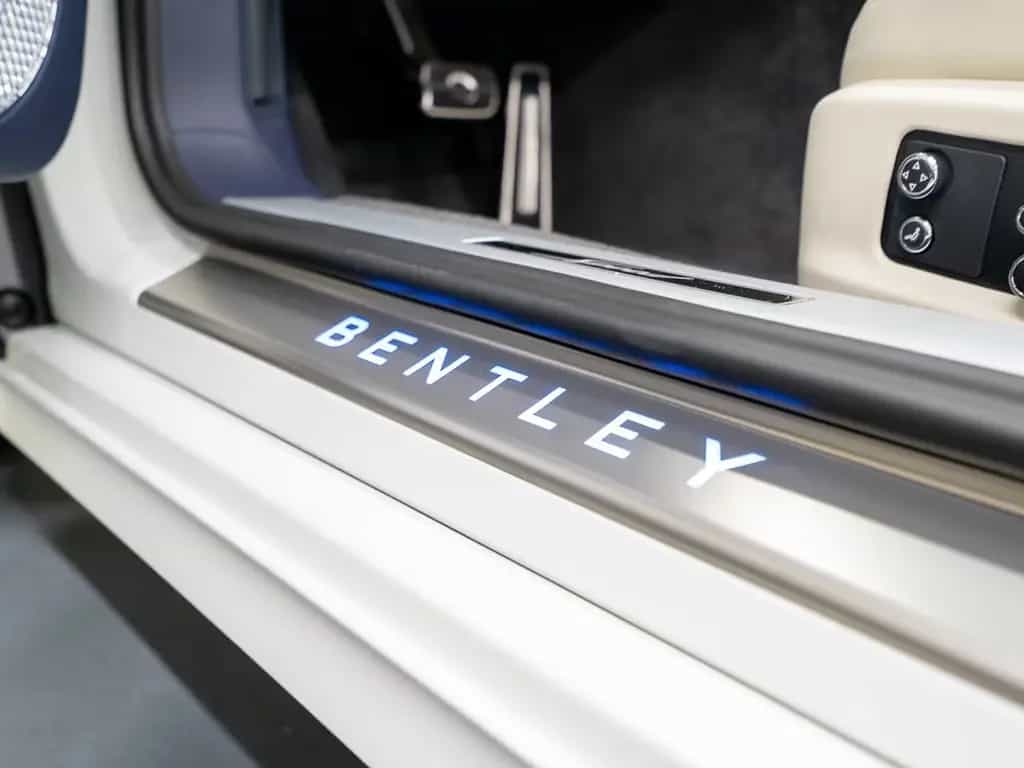 Bentley Continental GTC Speed 06/2022-photo-8