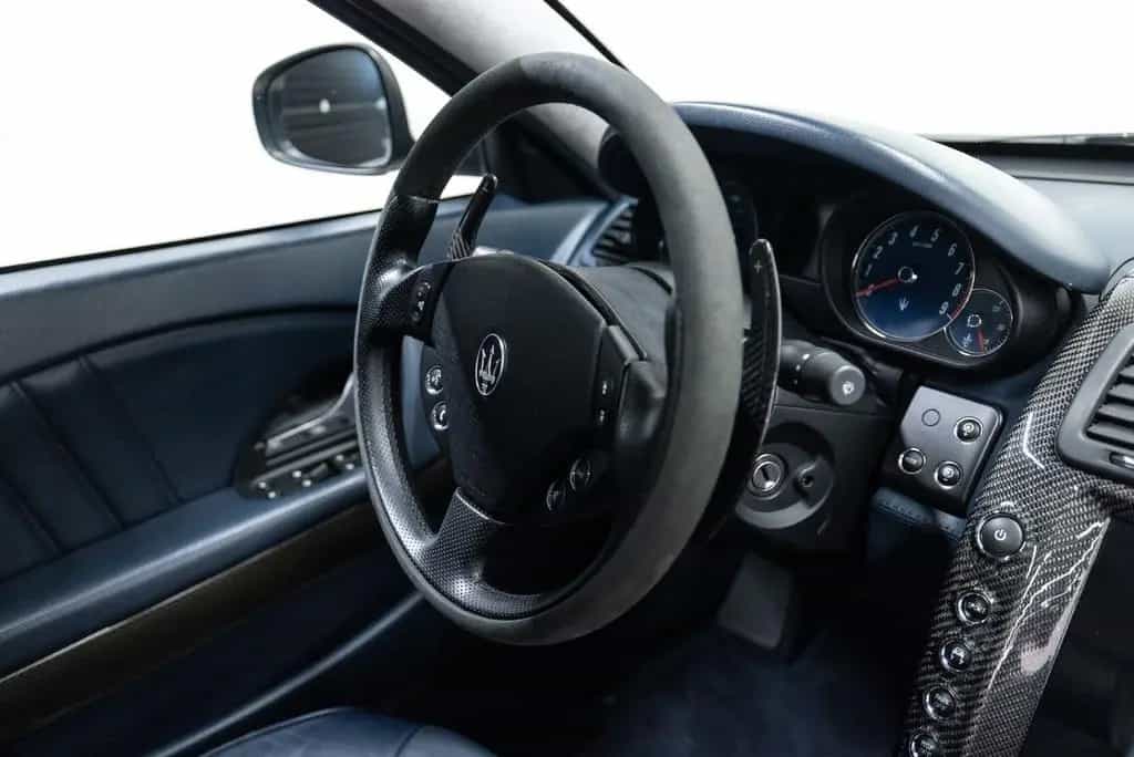 Maserati Quattroporte 4.7 GTS Fiscale waarde € 15.000,- 12/2008-photo-11