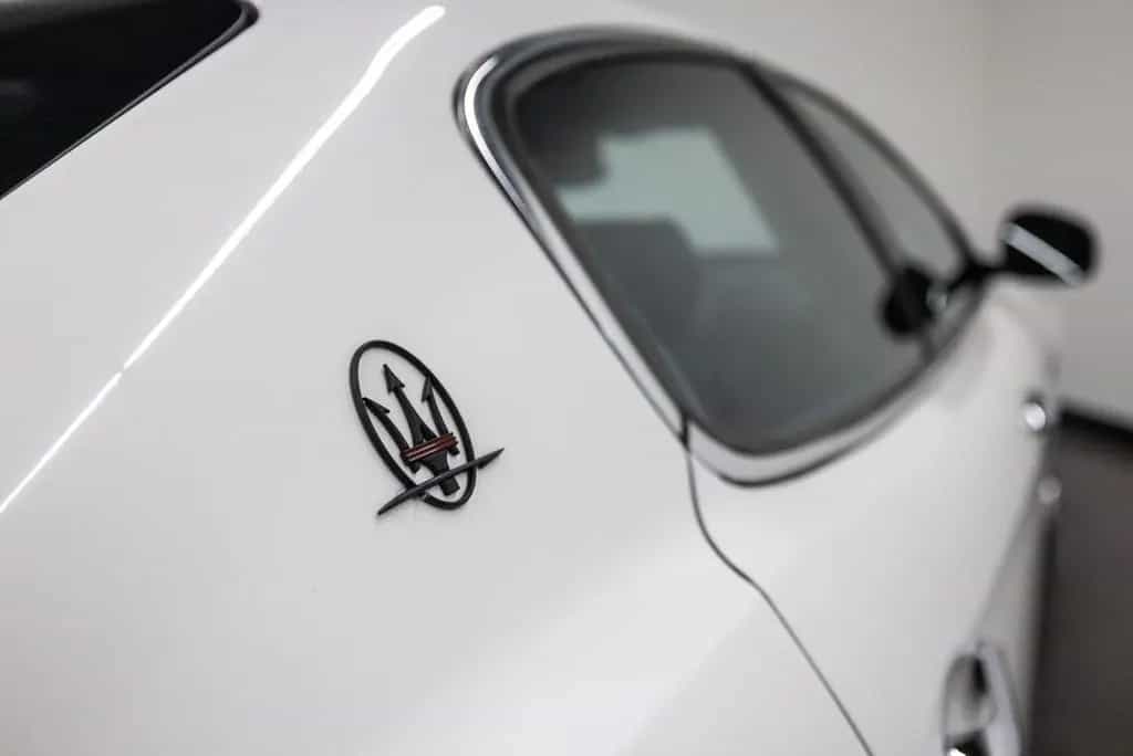 Maserati Quattroporte 4.7 GTS Fiscale waarde € 15.000,- 12/2008-photo-32