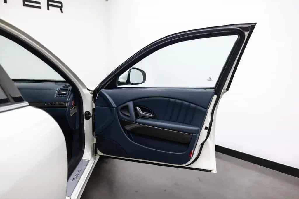 Maserati Quattroporte 4.7 GTS Fiscale waarde € 15.000,- 12/2008-photo-45