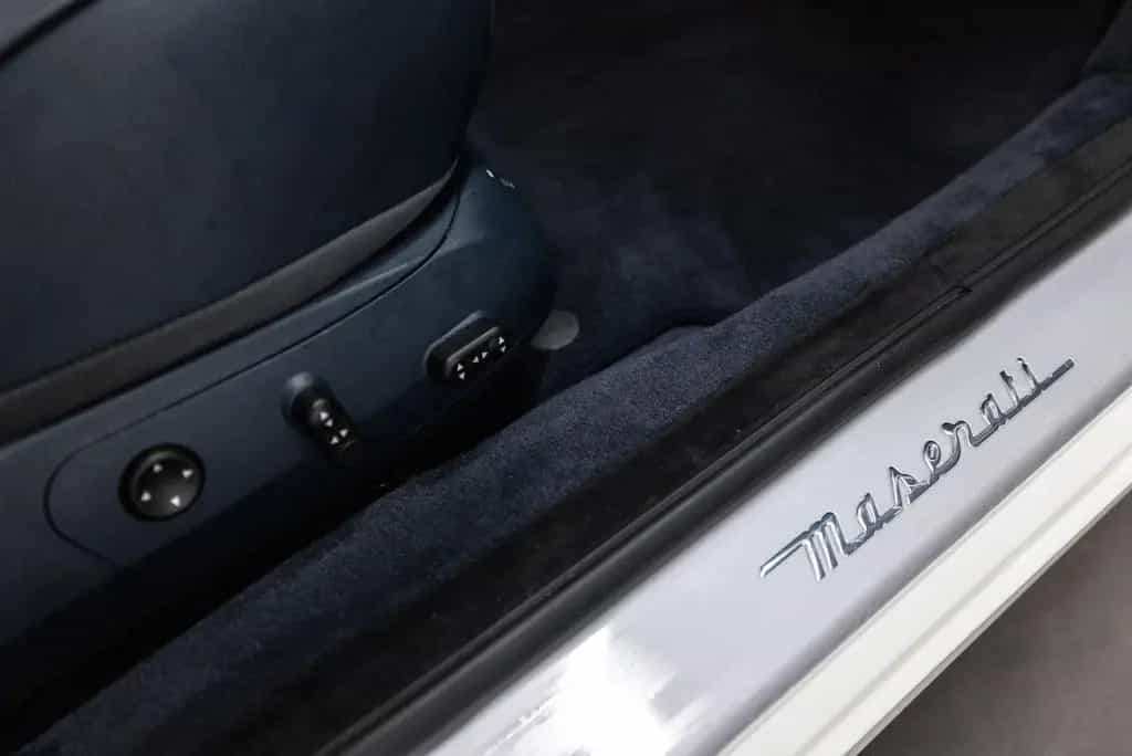 Maserati Quattroporte 4.7 GTS Fiscale waarde € 15.000,- 12/2008-photo-47
