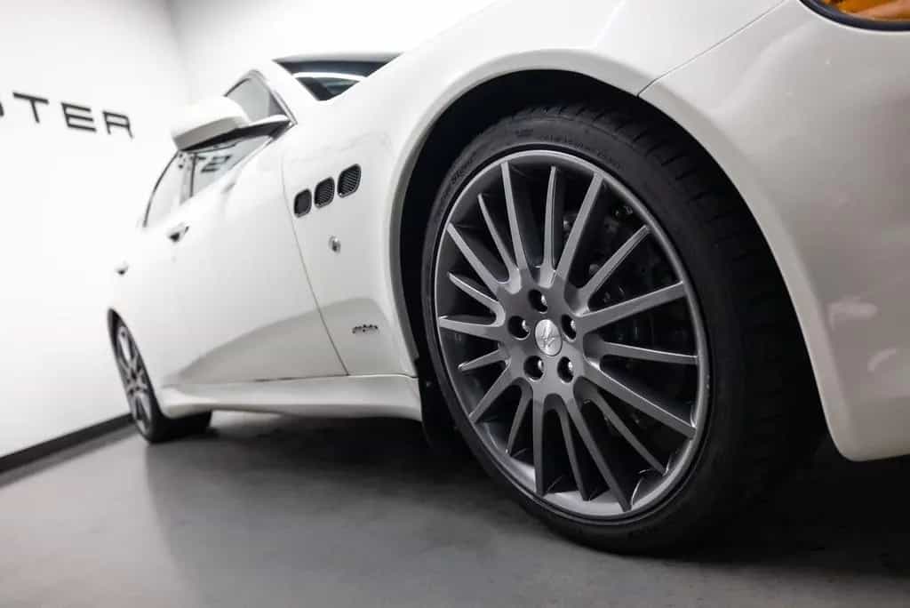 Maserati Quattroporte 4.7 GTS Fiscale waarde € 15.000,- 12/2008-photo-8