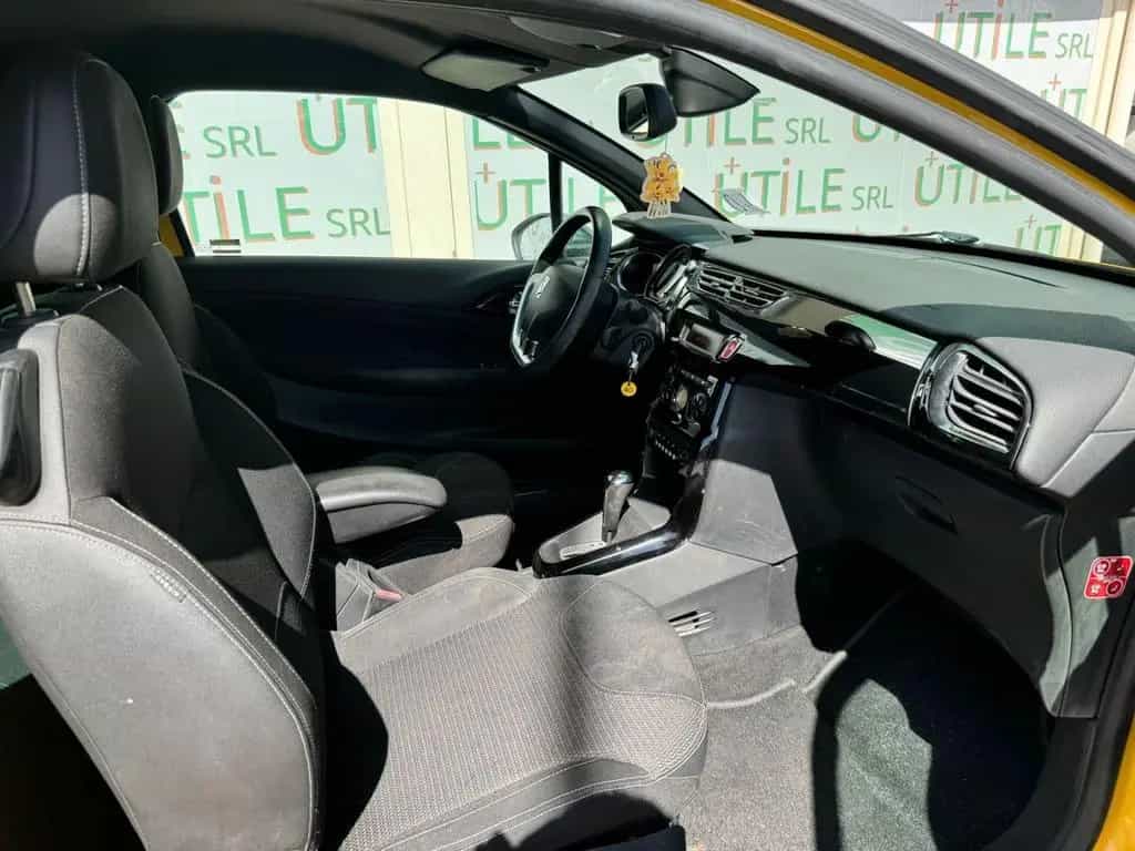 DS Automobiles DS3 Ds DS3 3 1.6 VTi 120 aut. So Chic 07/2010-photo-11