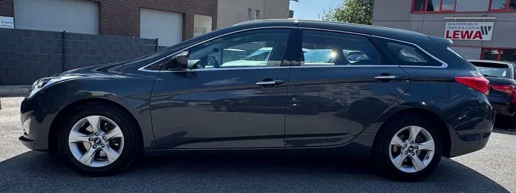 Hyundai i40 cw FIFA World Cup Edition NAV+PDC+RFK+SHZ+WR 05/2015-photo-7