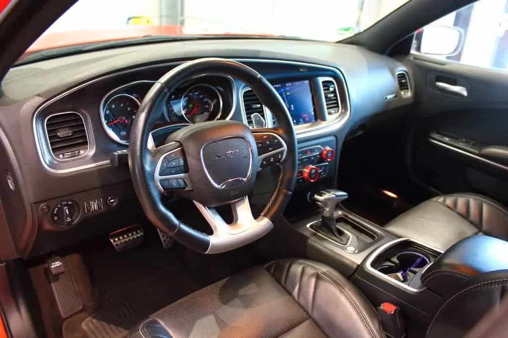Dodge Charger 392 SCAT PACK V8~DEUTSCH+UNFALLFREI+VOLL 08/2019-photo-13